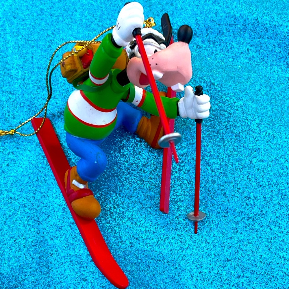 DISNEY GOOFY Vintage Collectible Ornament